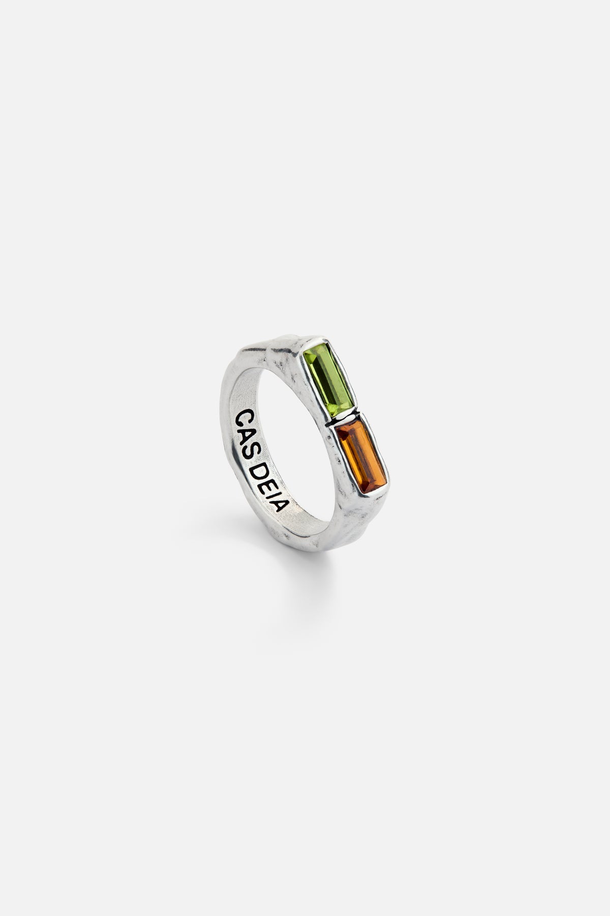 CAS DEIÀ 2 BAGUETTE RING GREEN & ORANGE, handcrafted ring with a silver finish, side view