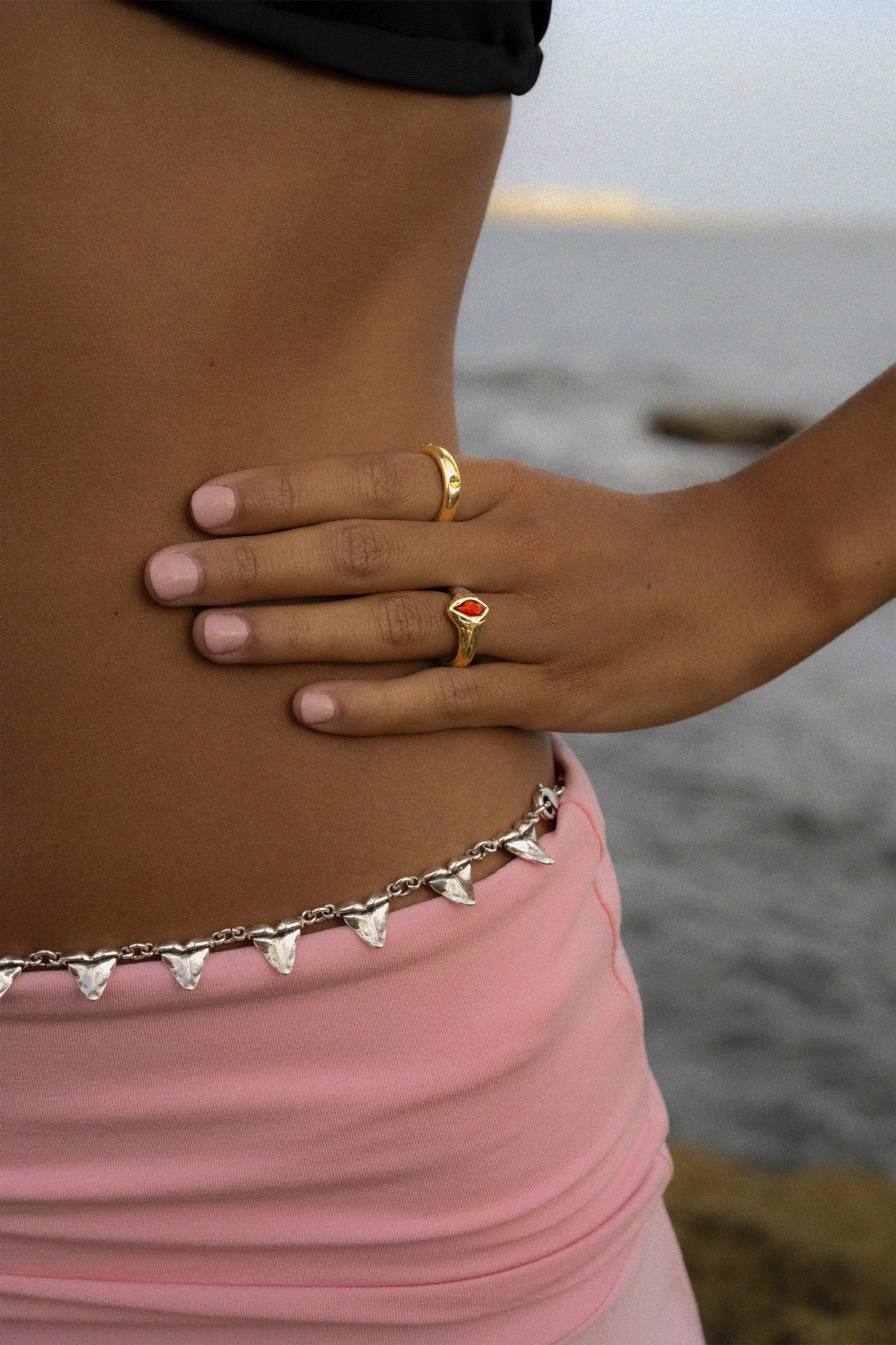 CAS DEIÀ VELA RING EMERALD GREEN, handcrafted gold ring