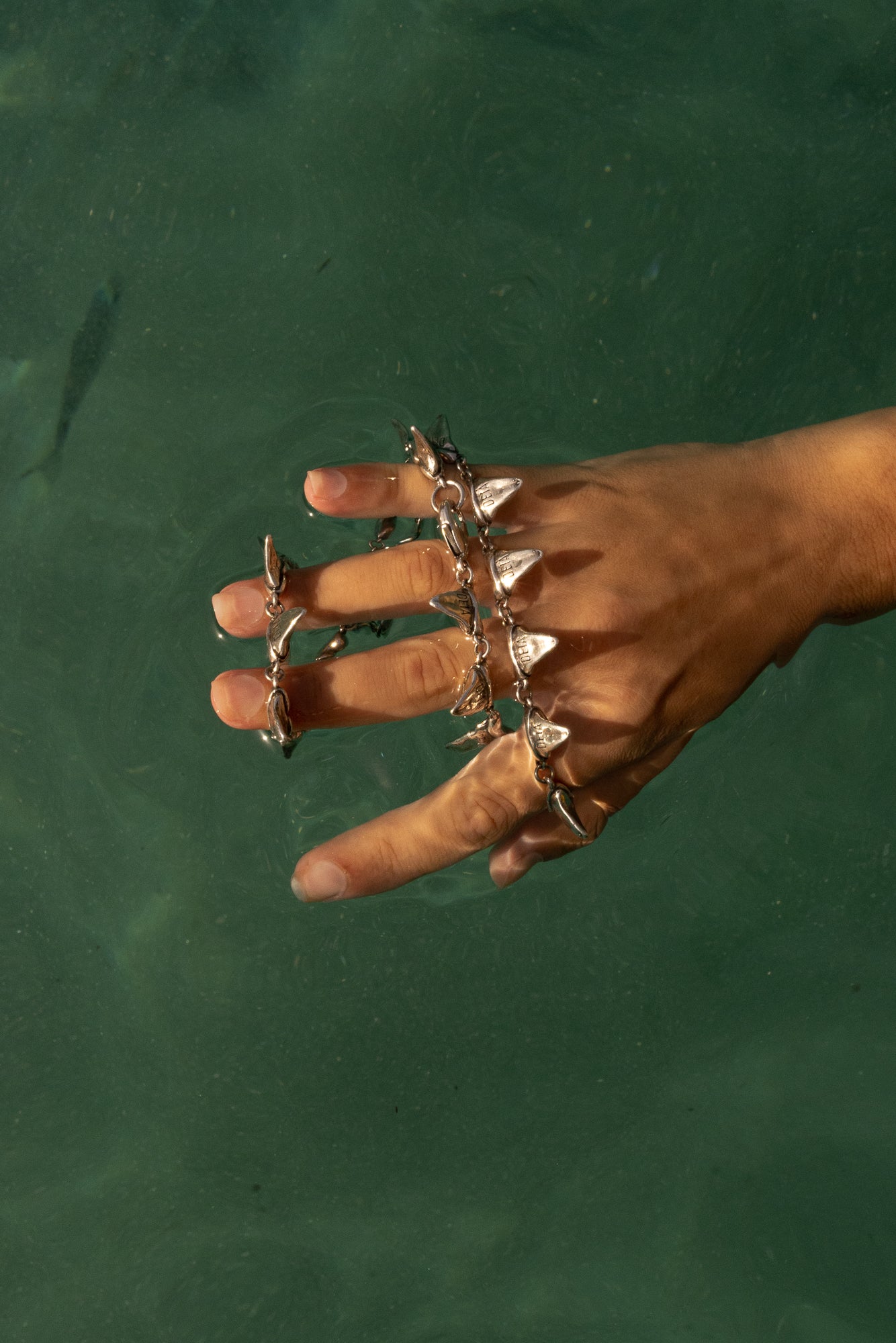 MAKO Silver Necklace — 925 silver shark tooth pendant, handcrafted in Spain