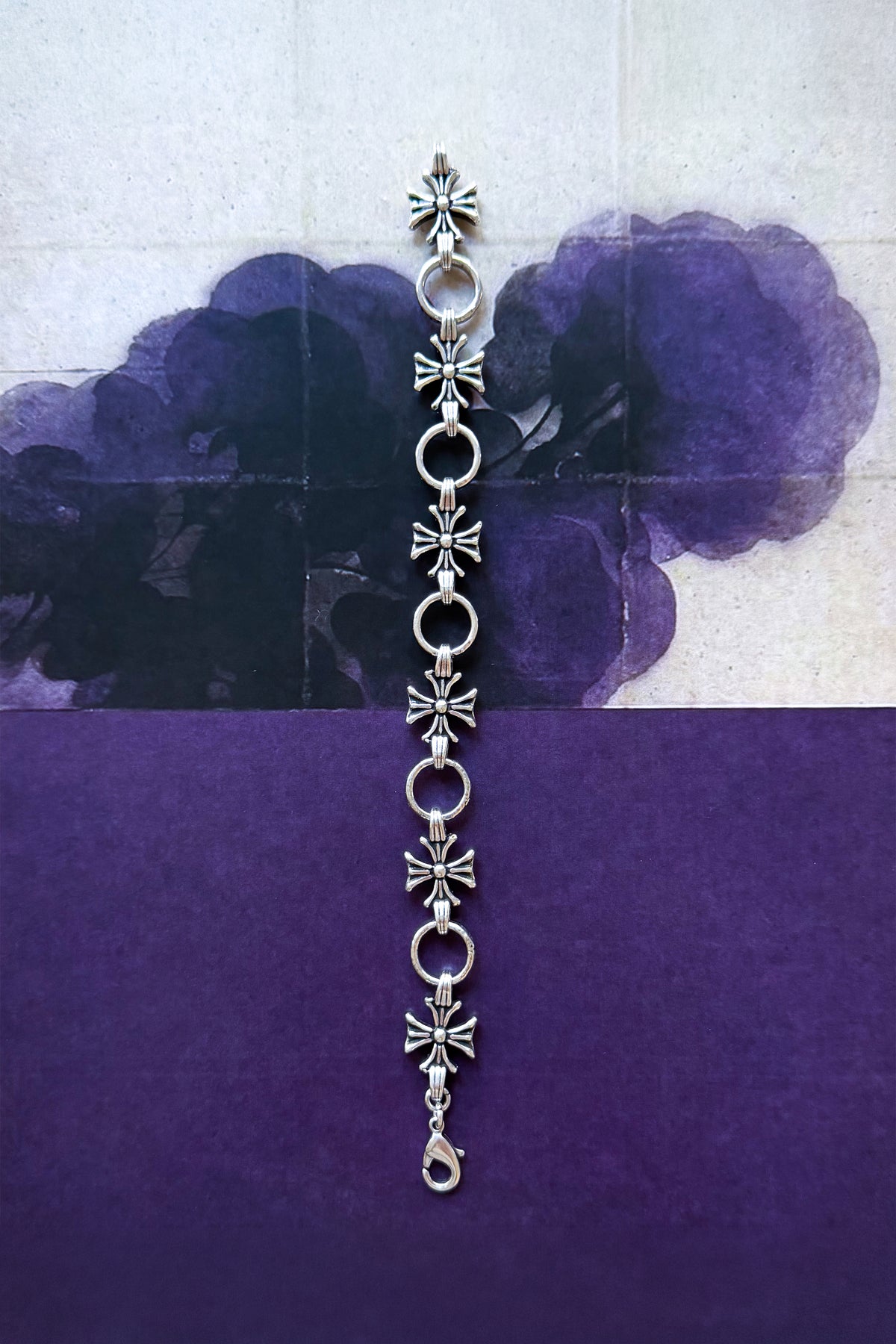 CAS DEIÀ LA CRUZ BRACELET, handcrafted bracelet with a silver finish
