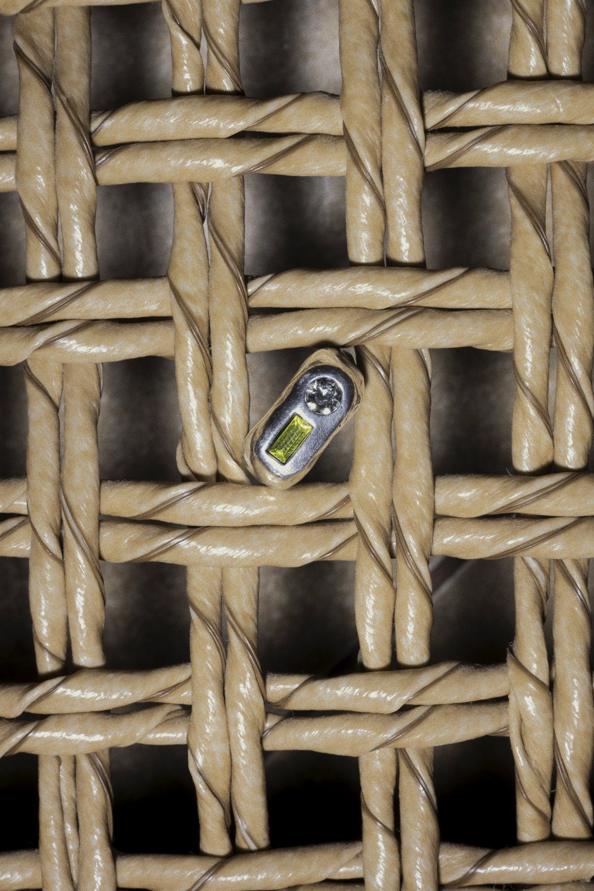 CAS DEIÀ COSTA RING OLIVE GREEN, handcrafted ring with a silver finish, still life