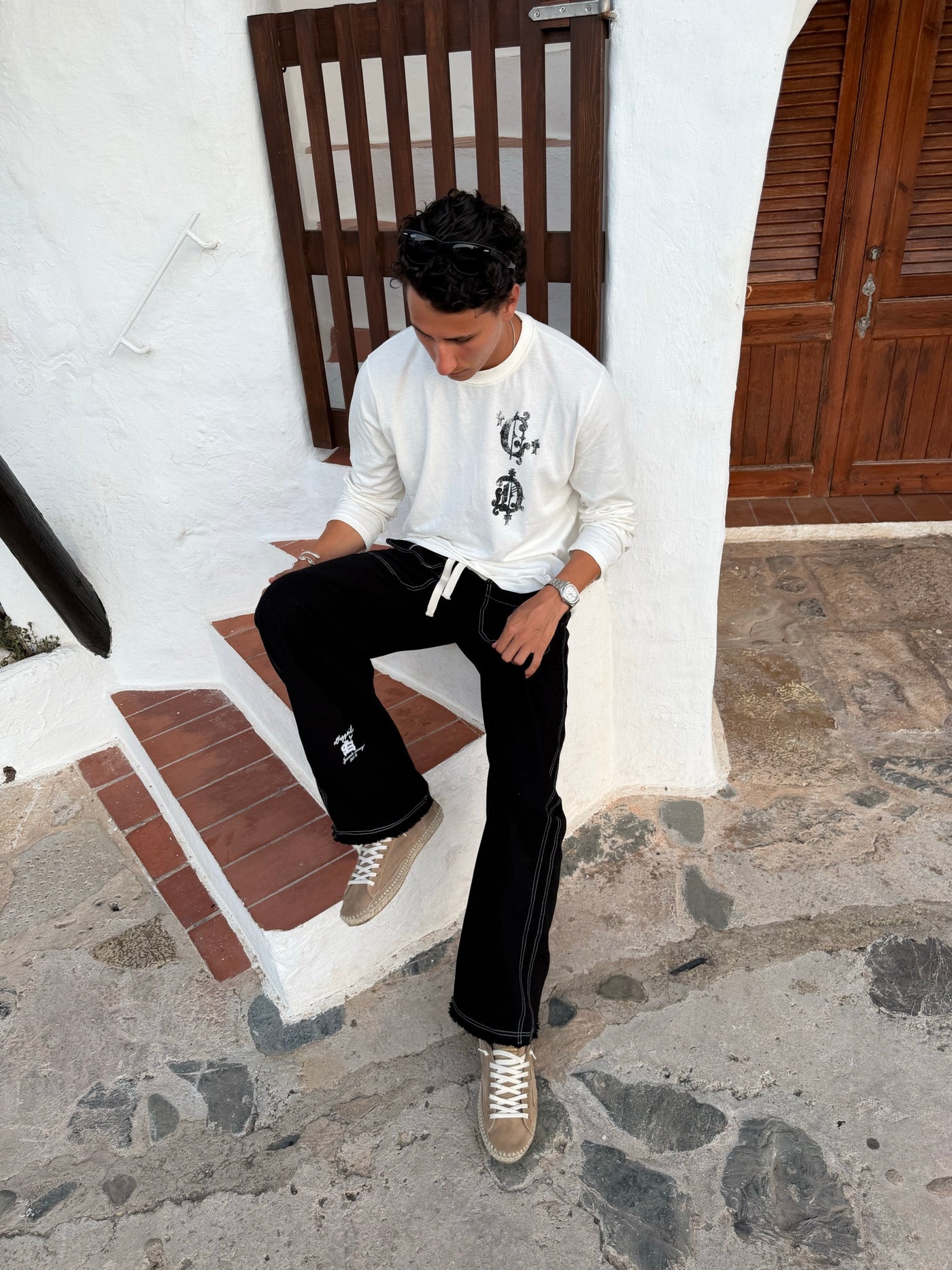Worn by creators - Cruz Longsleeve Tee