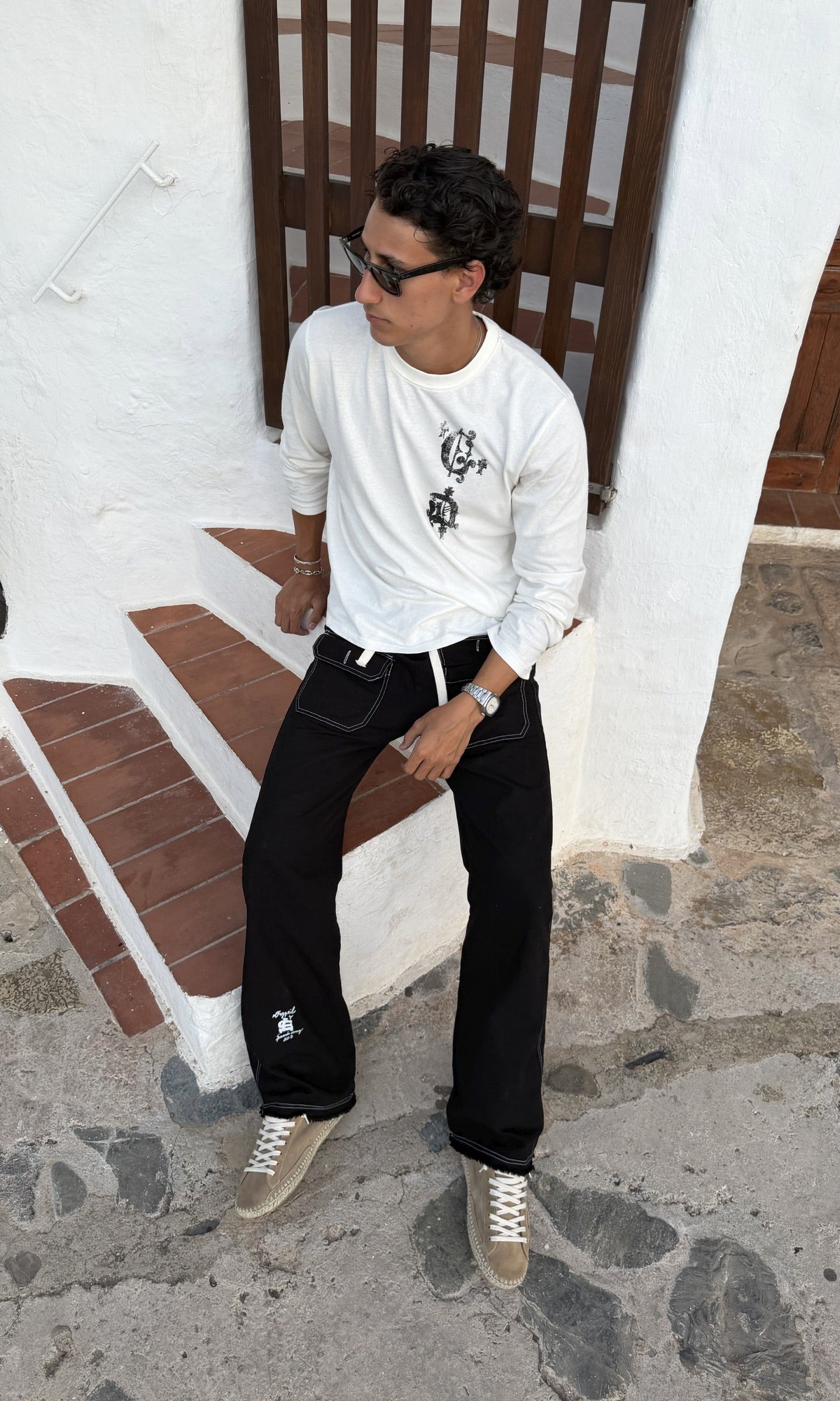 Worn by creators - Cruz Longsleeve Tee