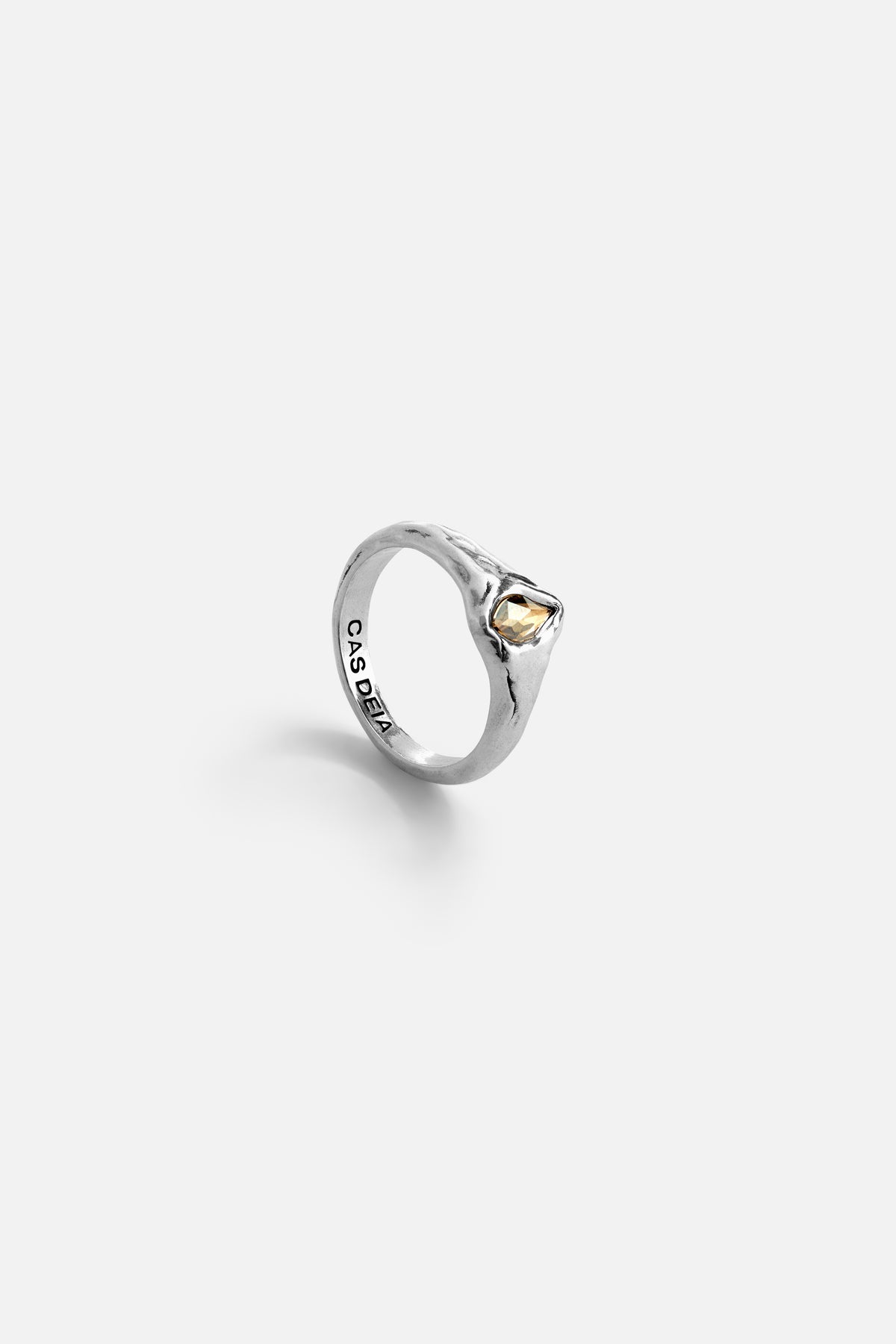 CAS DEIÀ GOTA RING CHAMPAGNE, handcrafted ring with a silver finish, side view