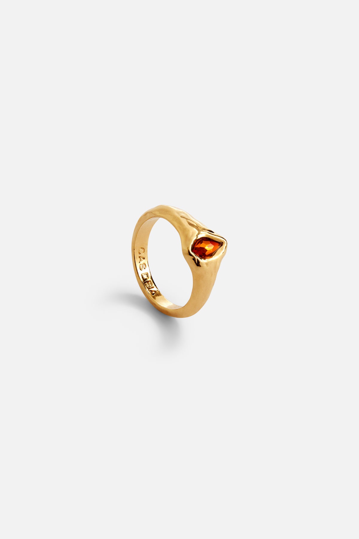 CAS DEIÀ GOTA RING SUNSET ORANGE, handcrafted ring with a gold finish, side view