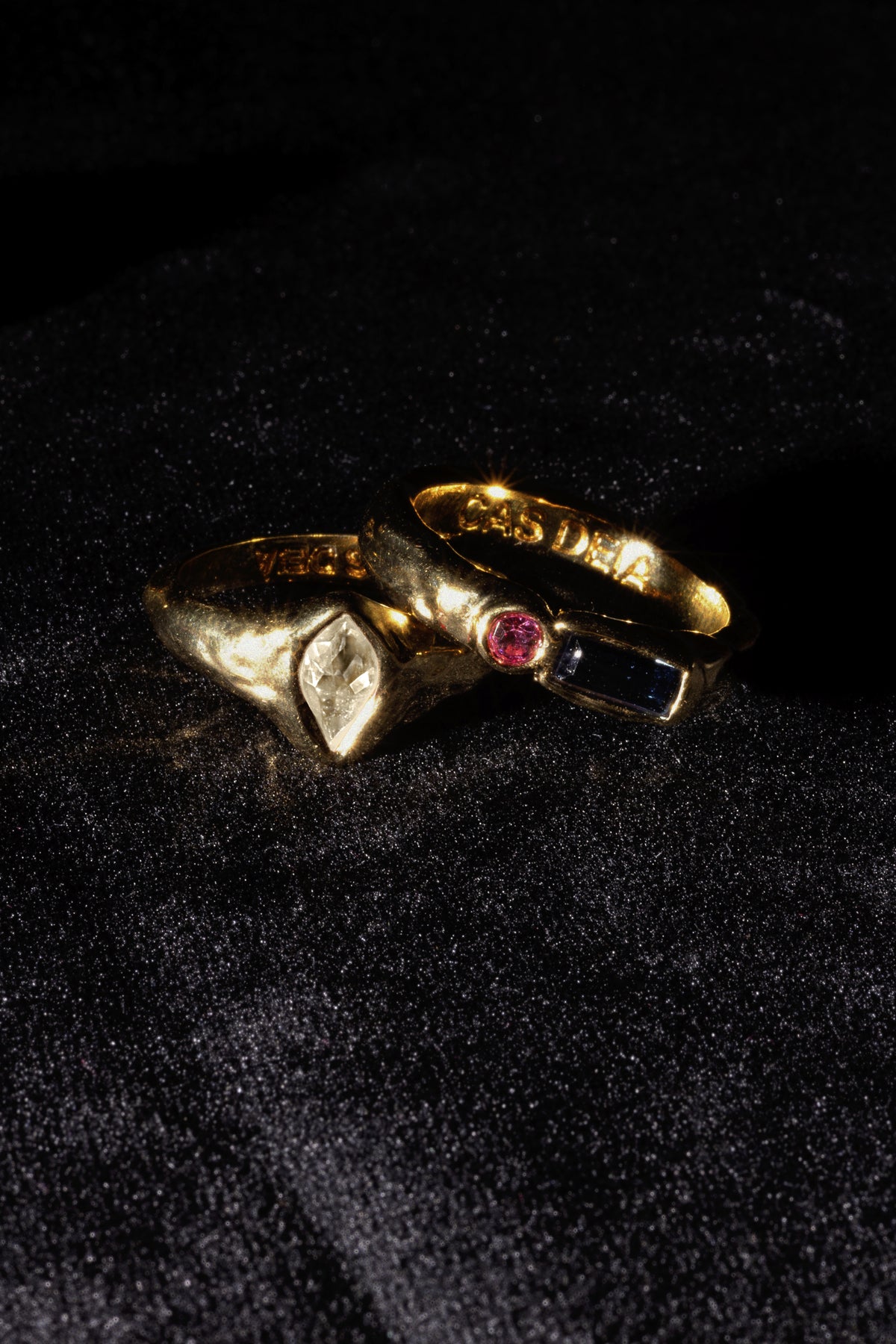 CAS DEIÀ GOTA RING CHAMPAGNE with other CAS DEIÀ rings, gold finish